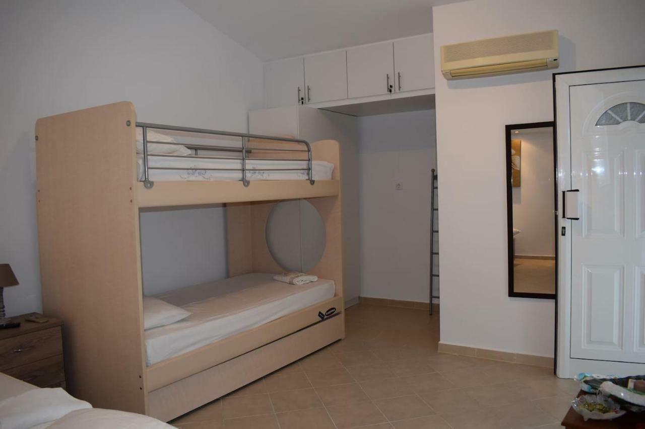 R Apartment 아르테미다 외부 사진