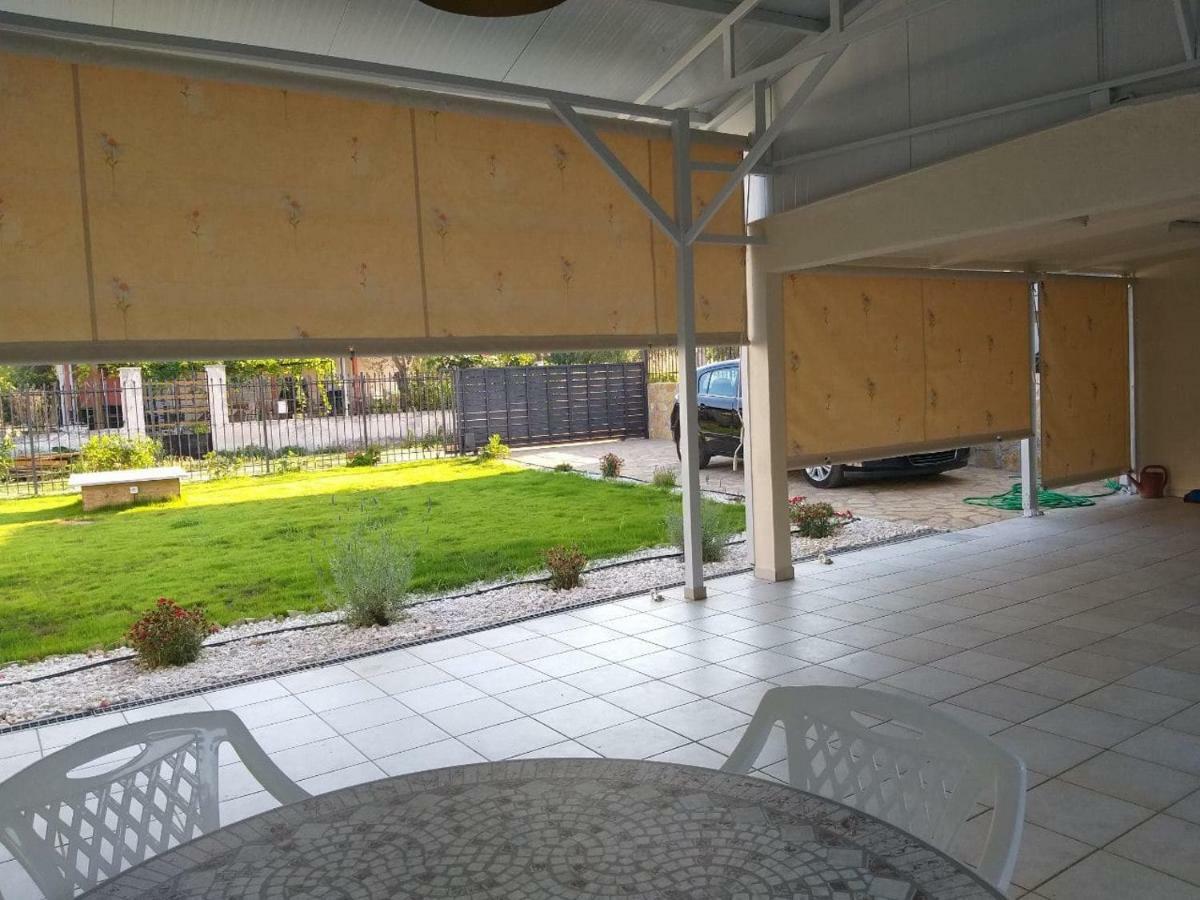 R Apartment 아르테미다 외부 사진